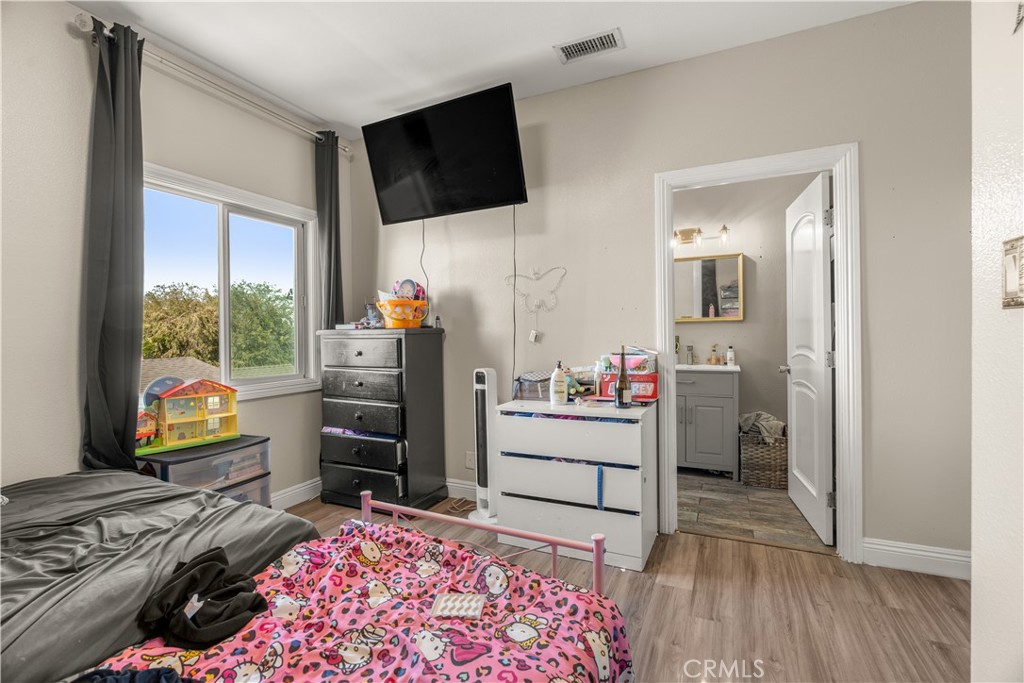 12122 207th Property Photo 24