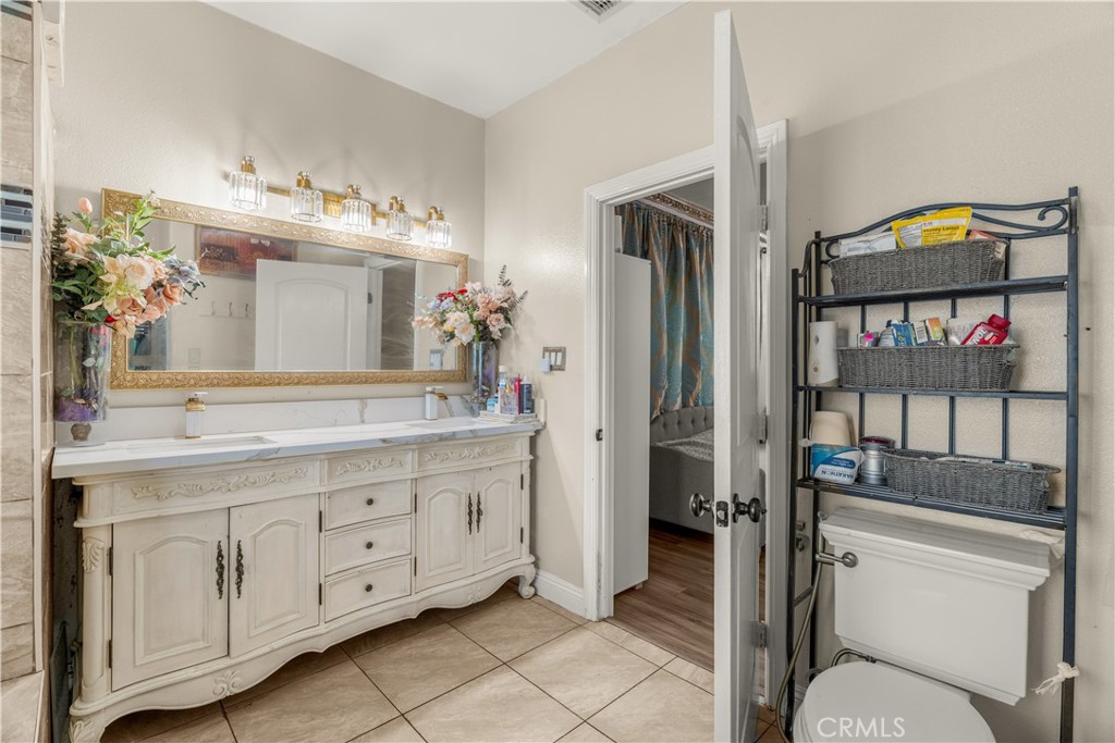 12122 207th Property Photo 32