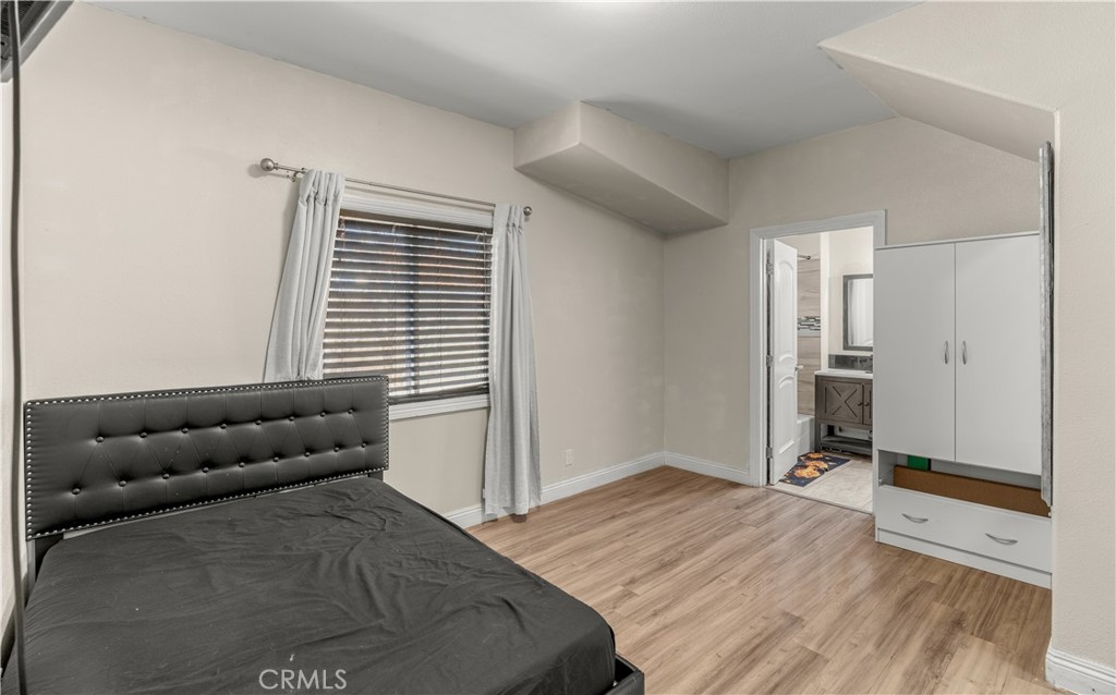 12122 207th Property Photo 47
