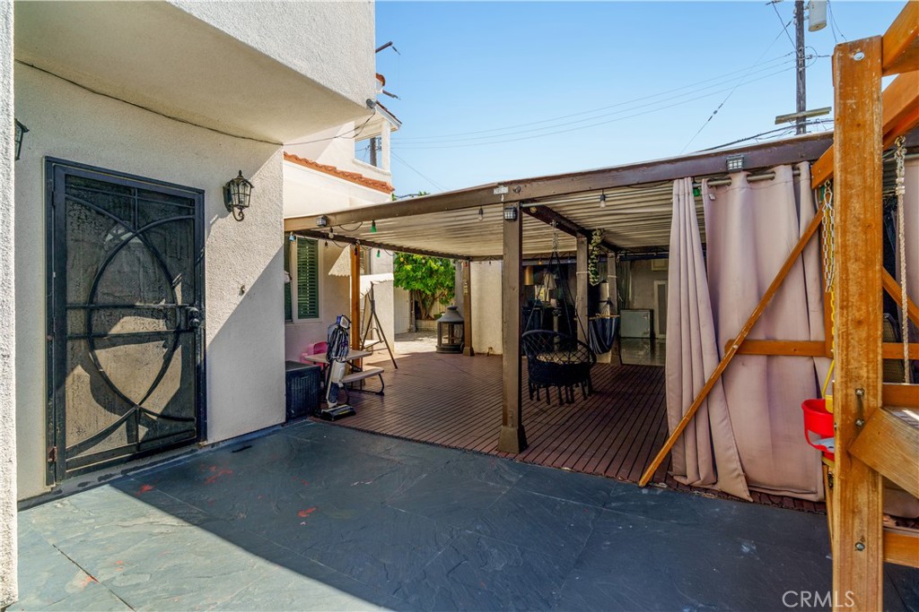 12122 207th Property Photo 52