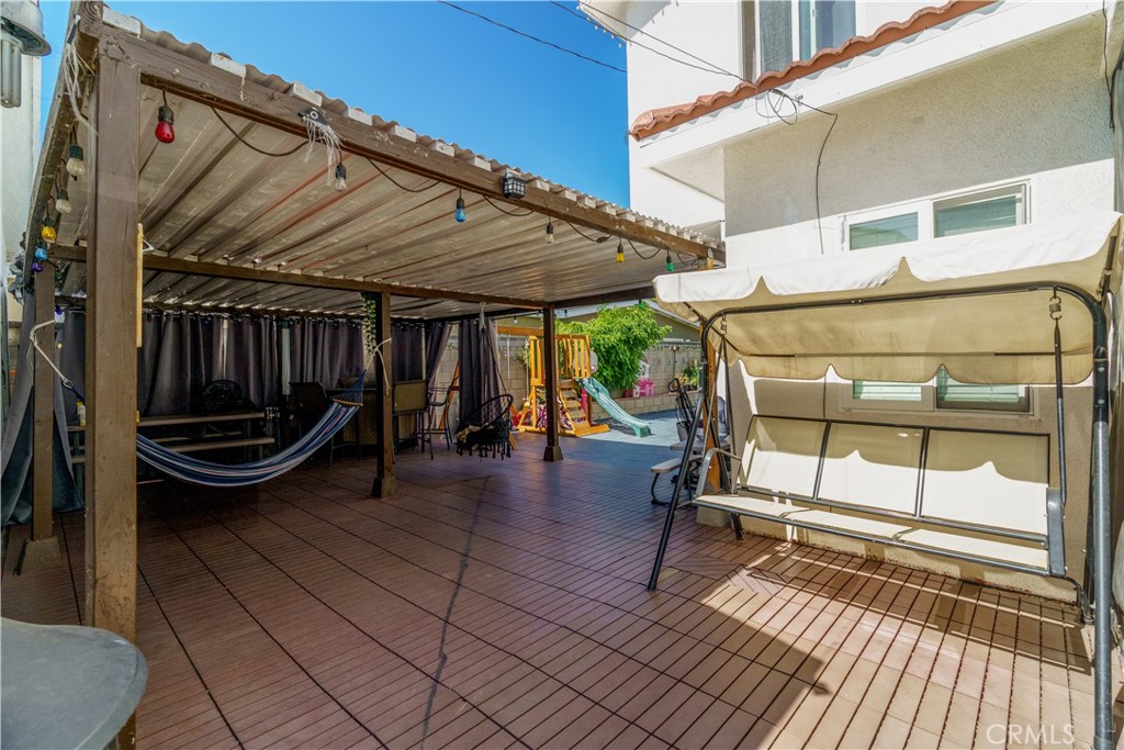 12122 207th Property Photo 54