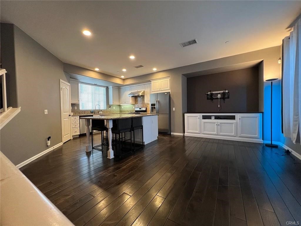 1752 Grand Avenue 2 Property Photo 1