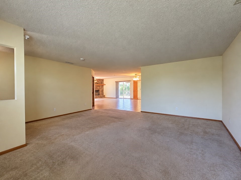 14760 Hopland Property Photo 9
