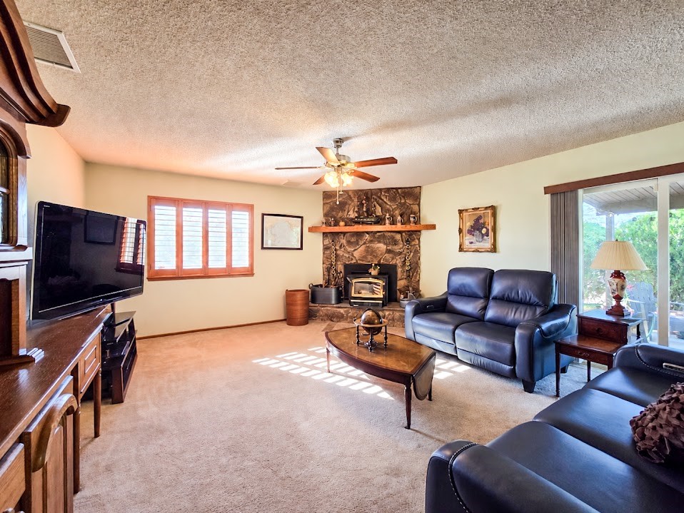 14760 Hopland Property Photo 12