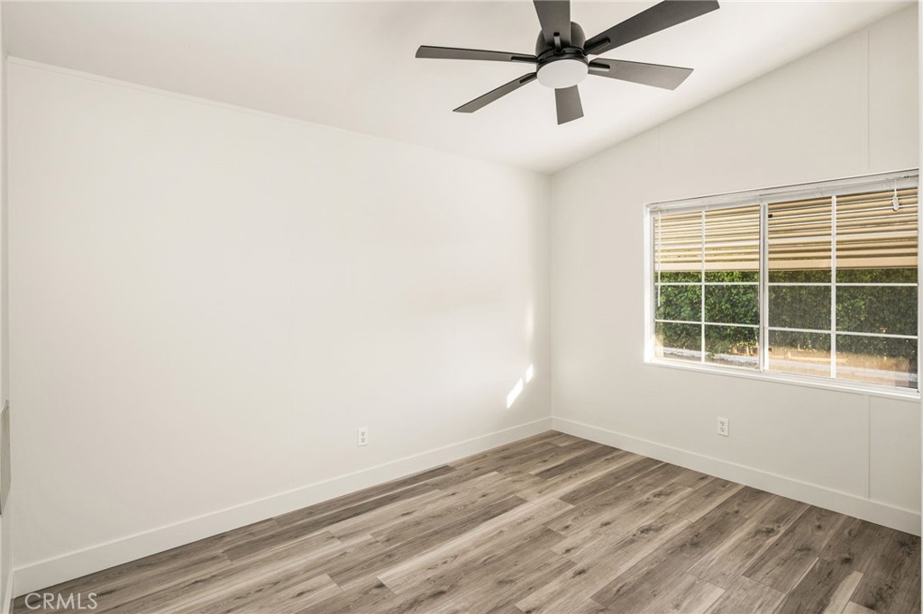 201 Collins Avenue W 47 Property Photo 24