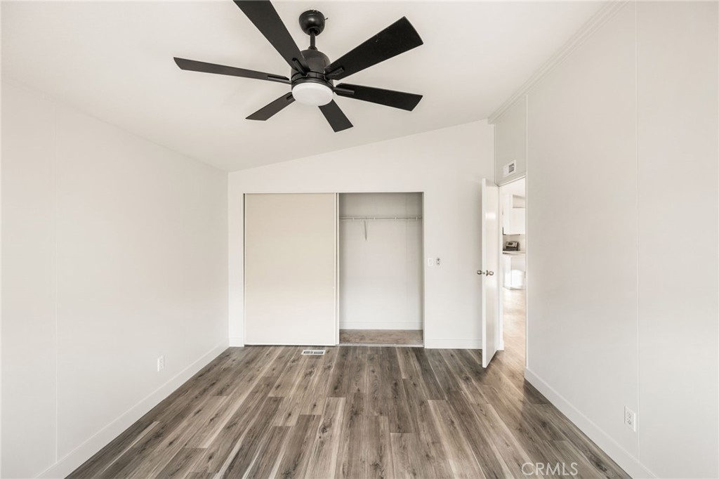 201 Collins Avenue W 47 Property Photo 28