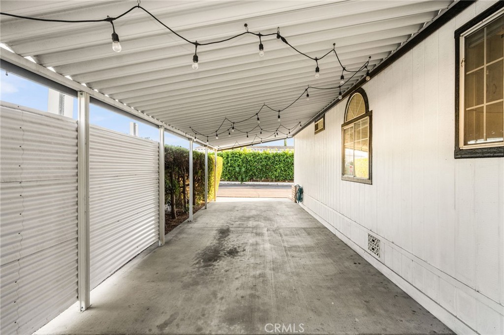 201 Collins Avenue W 47 Property Photo 29