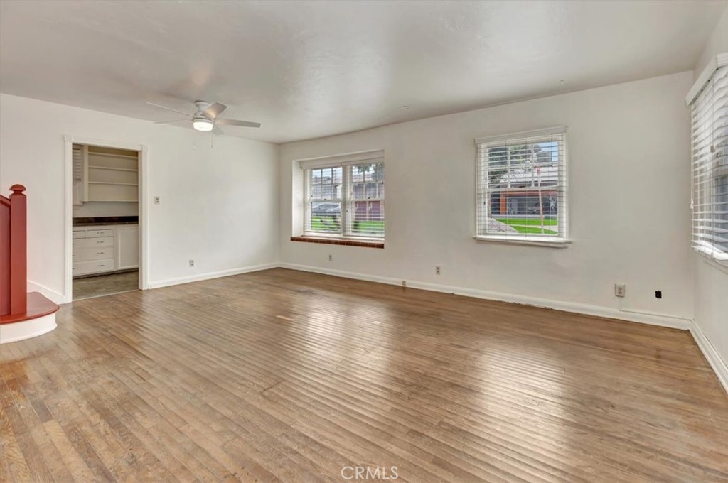 16432 25th Street Property Photo 4