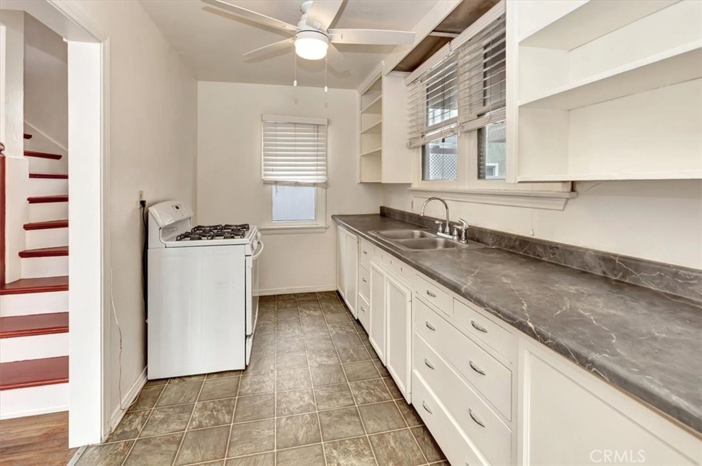 16432 25th Street Property Photo 5