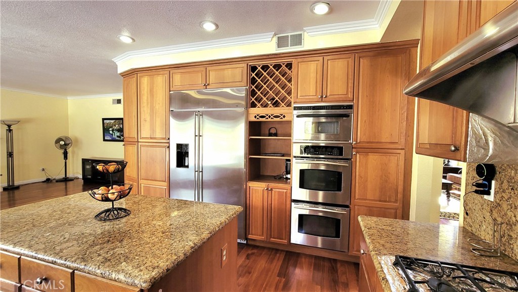 16308 Murphy Road Property Photo 12