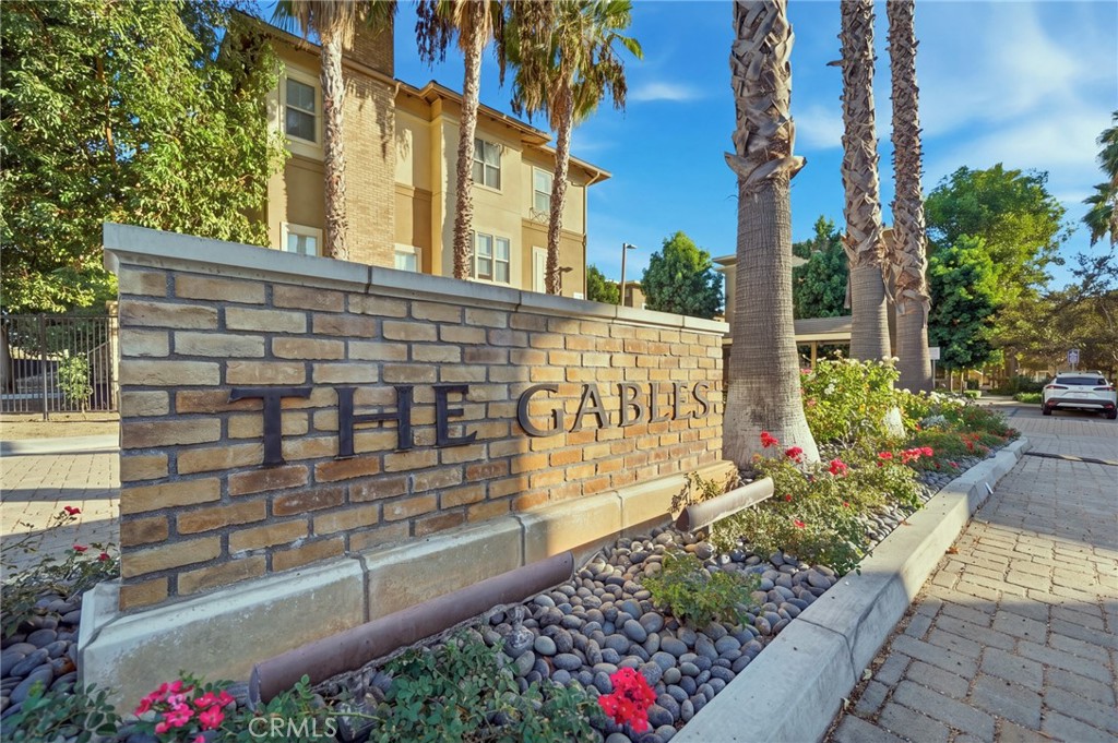 16094 Gables Property Photo 1