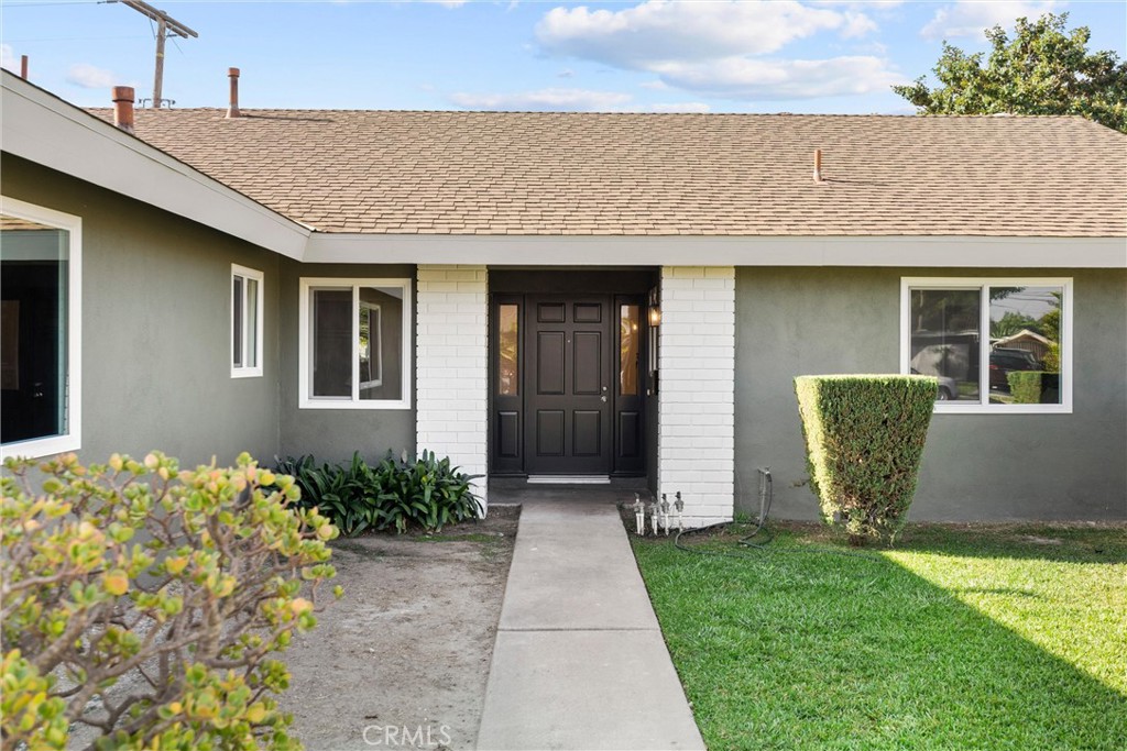 16051 Shasta St Property Photo 4