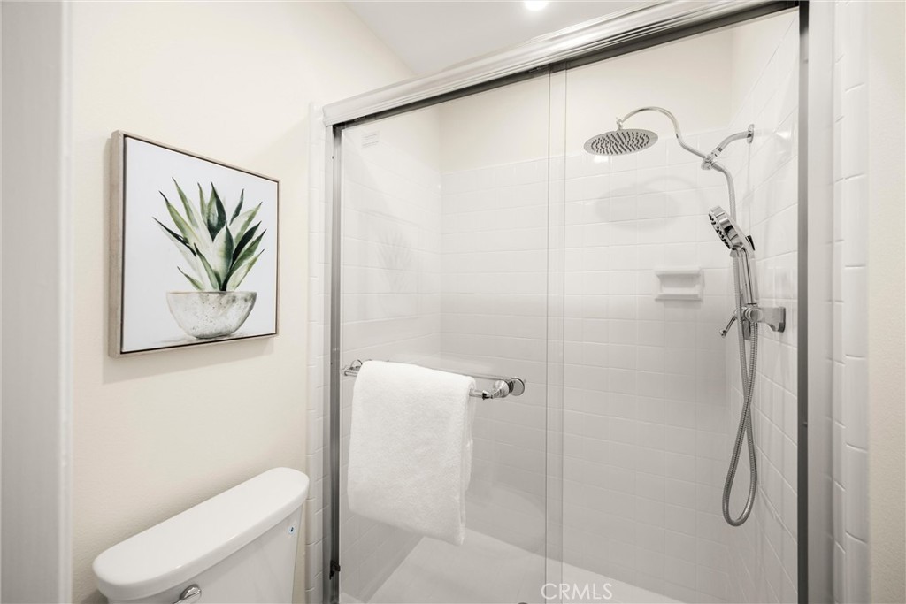 16051 Shasta St Property Photo 11