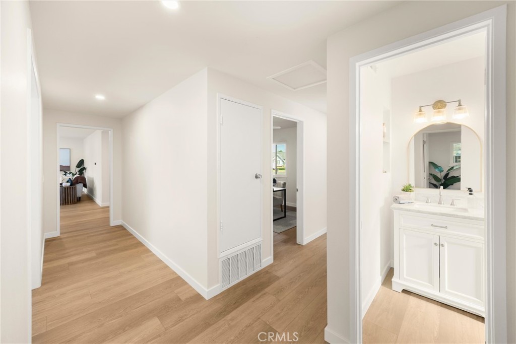 16051 Shasta St Property Photo 22
