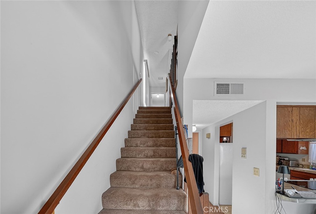 349 Winslow Property Photo 14