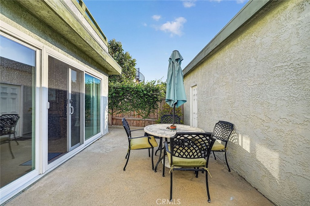349 Winslow Property Photo 28