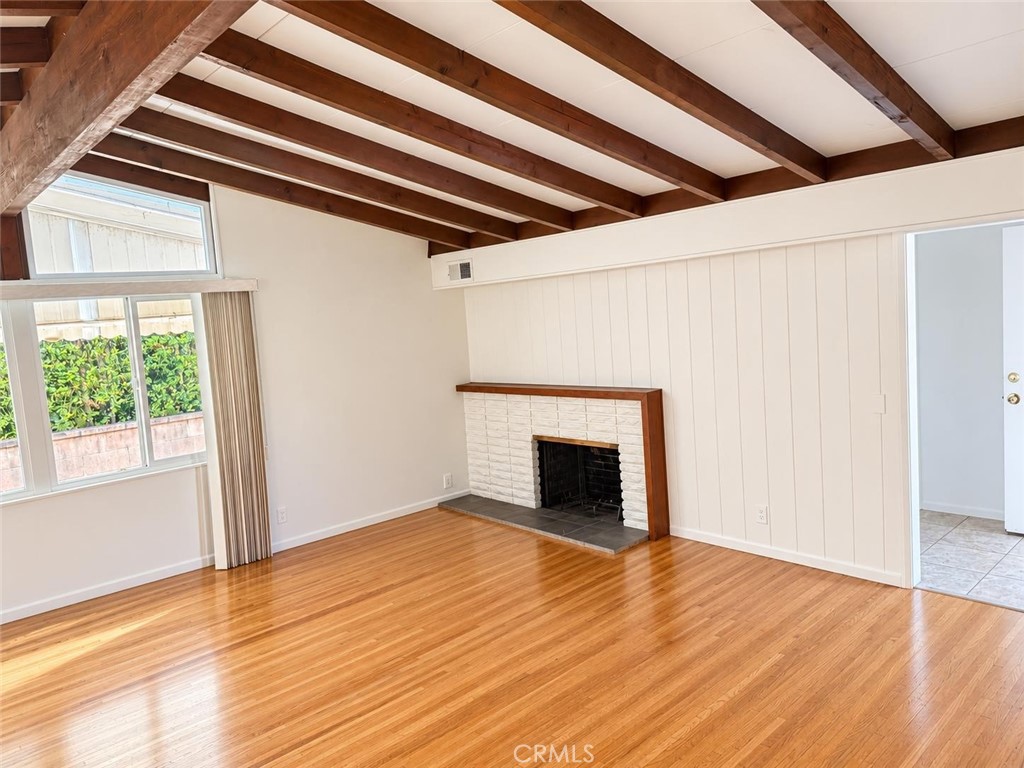 1638 W Alomar Property Photo 6