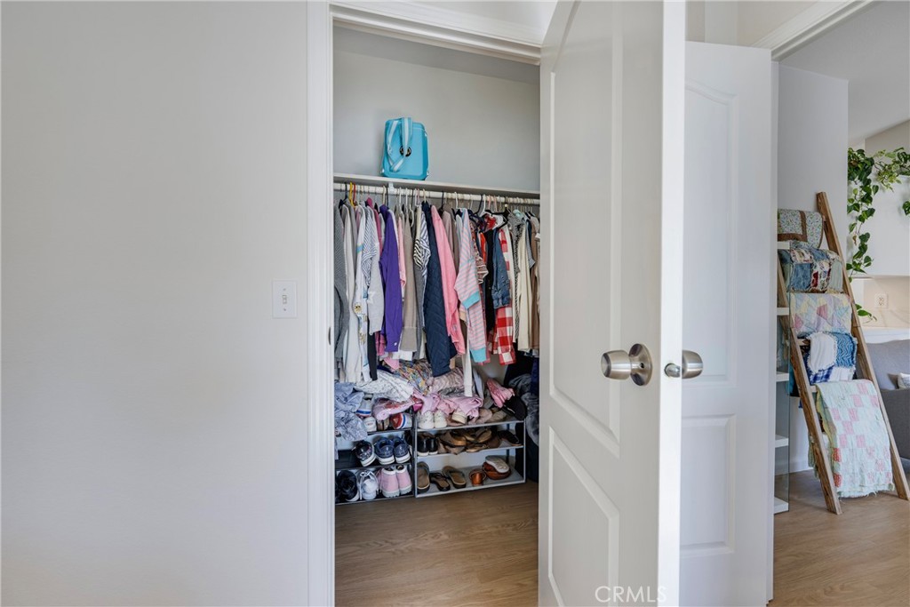 21851 Newland 236 Property Photo 15