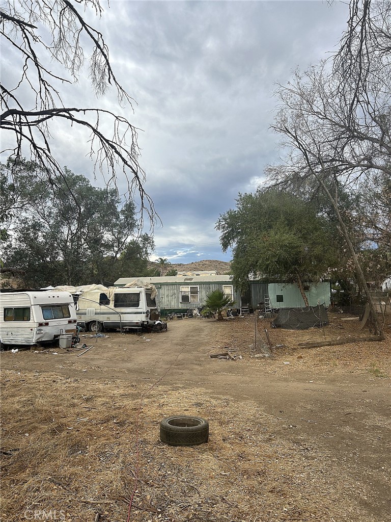 23110 Forrest Property Photo 3
