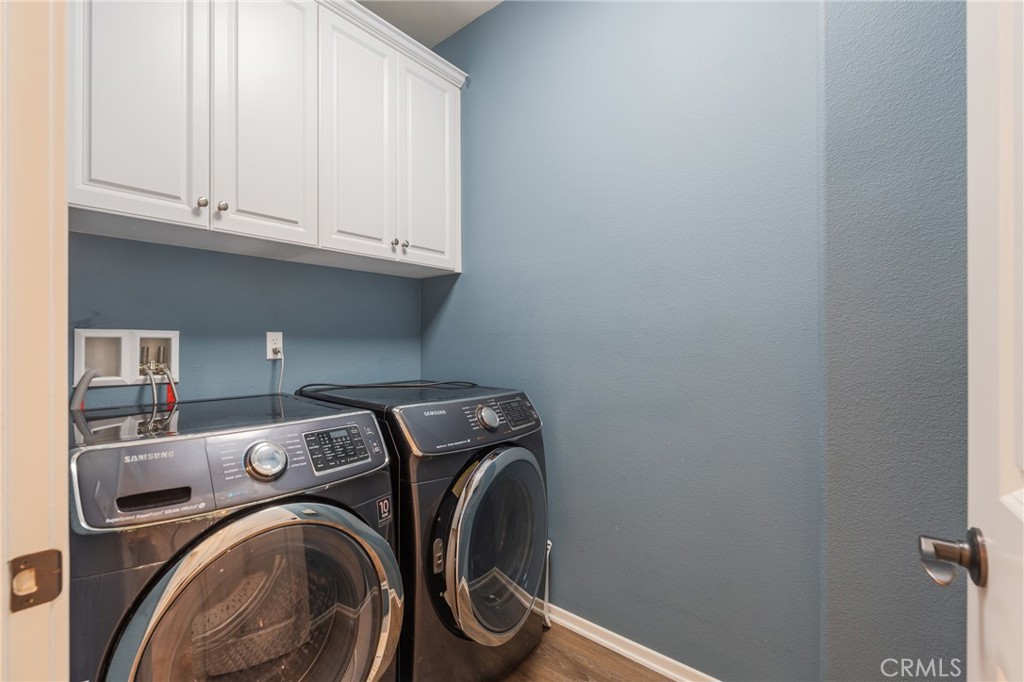 711 E Valencia Property Photo 34