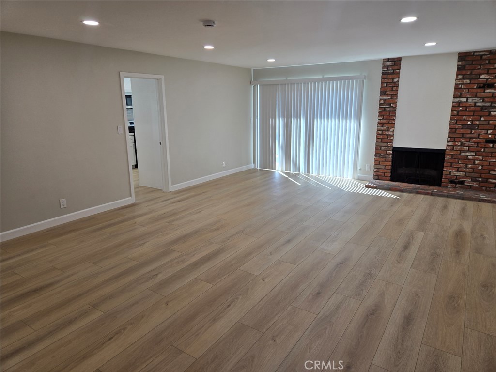 6162 Ludlow Property Photo 12