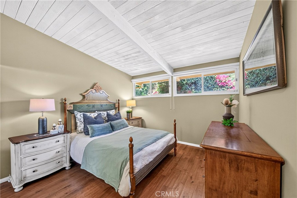 401 1/2 W Skyline Drive Property Photo 3