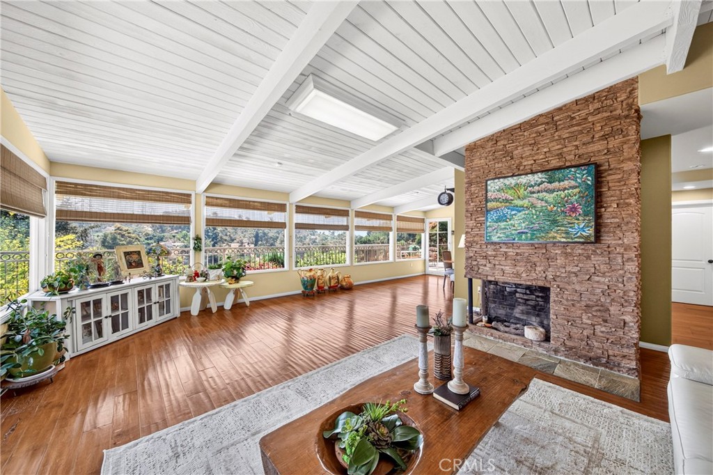 401 1/2 W Skyline Drive Property Photo 19