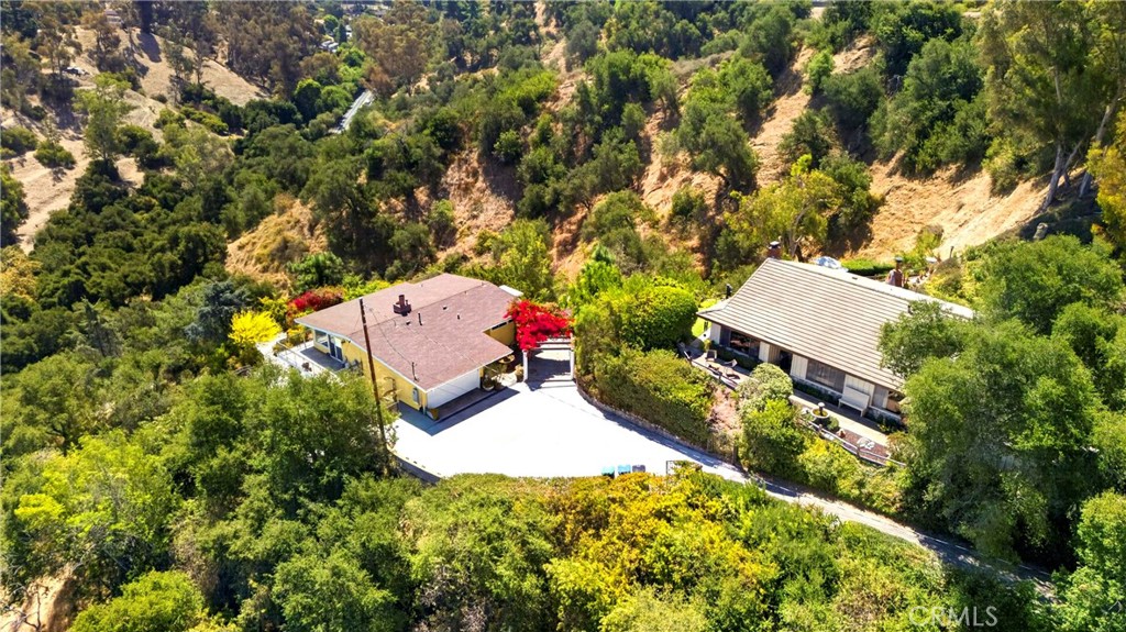 401 1/2 W Skyline Drive Property Photo 56