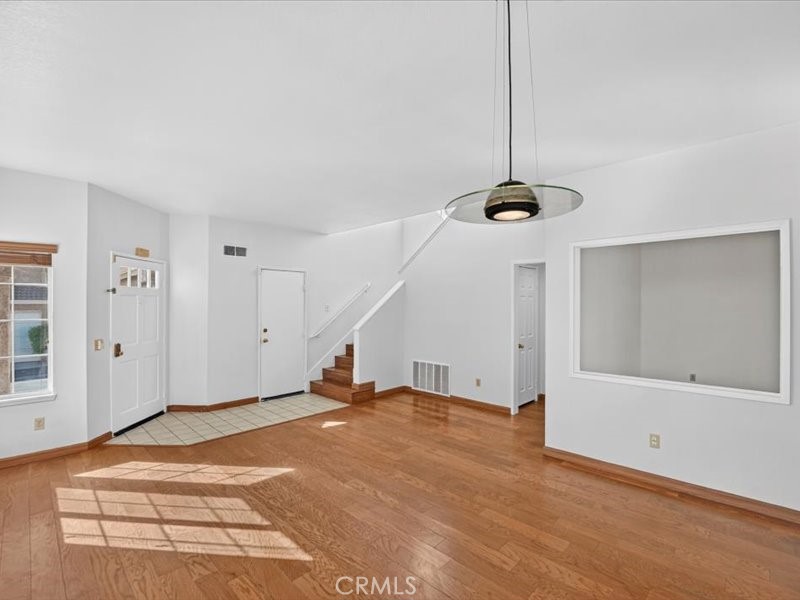 104 Cimarron Property Photo 9