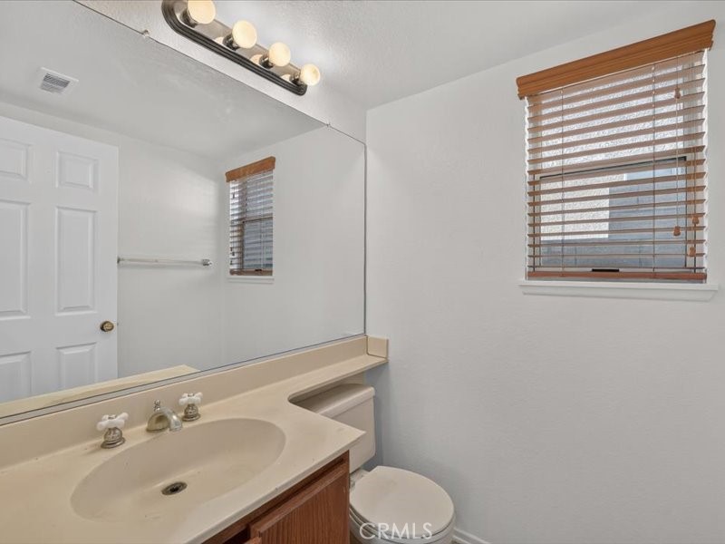 104 Cimarron Property Photo 12