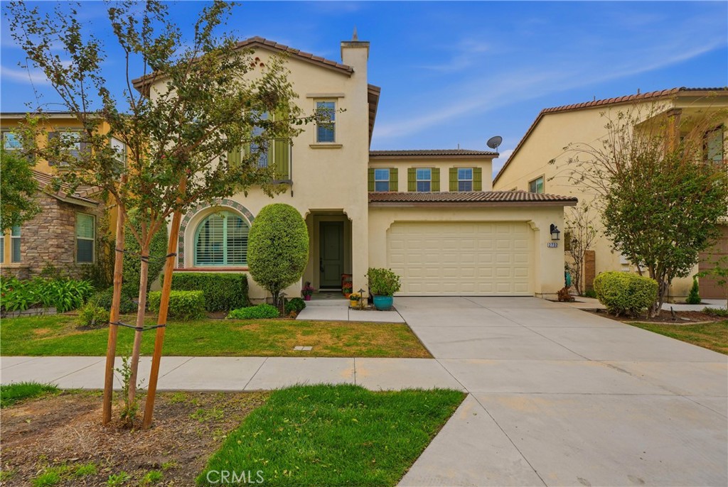 2732 E Rose Petal Property Photo 2