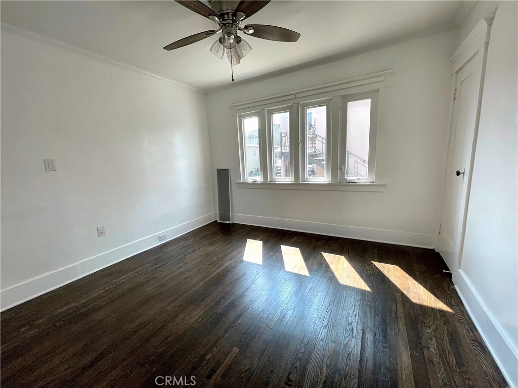 449 Redondo Avenue Property Photo 6