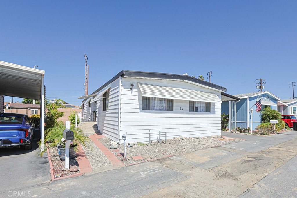 15621 Beach 24 Property Photo 4