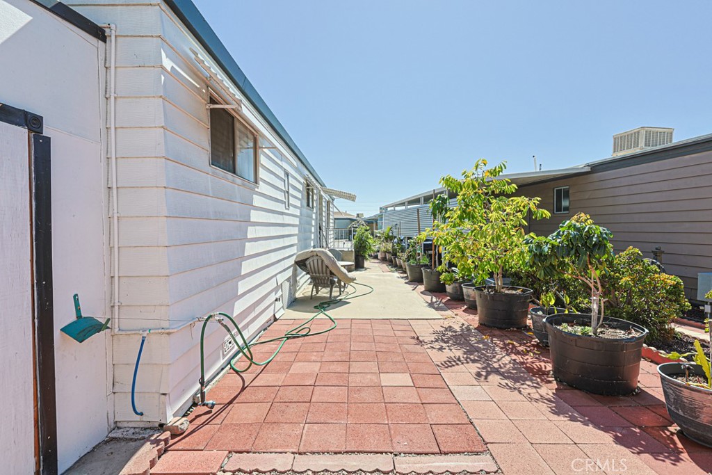 15621 Beach 24 Property Photo 7