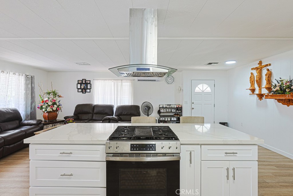 15621 Beach 24 Property Photo 18