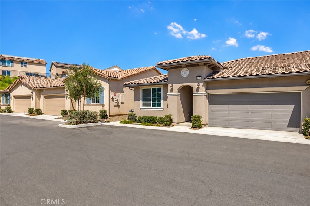24064 Ashton Property Photo 1