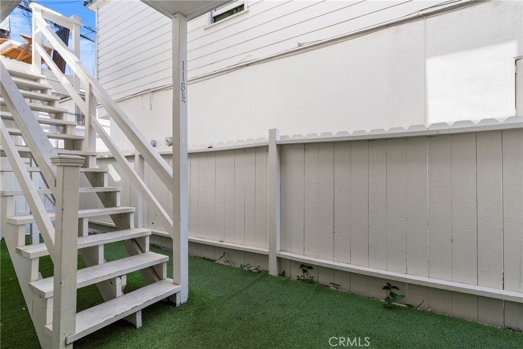 118 Marine B Property Photo 2