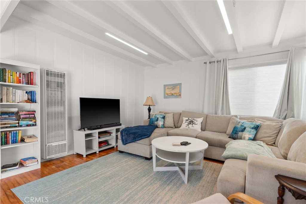 118 Marine B Property Photo 5