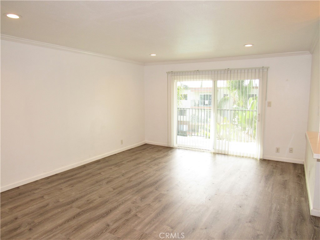 400 N Acacia D34 Property Photo 1