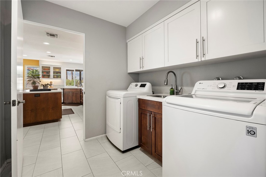 37 Lincoln Property Photo 14