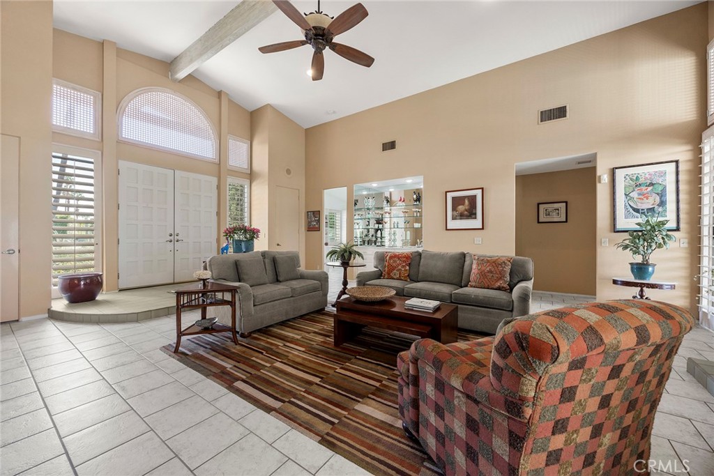 37 Lincoln Property Photo 15