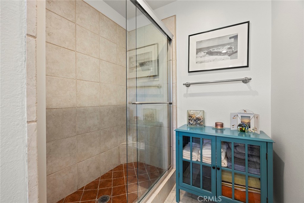 37 Lincoln Property Photo 26