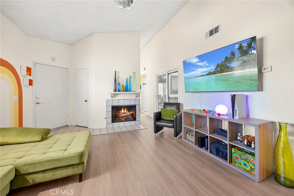 2369 S Reservoir Property Photo 18