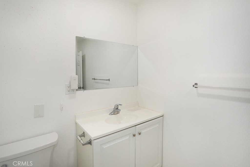 5214 W 3rd Property Photo 19
