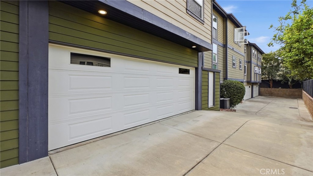 537 Cypress Property Photo 9