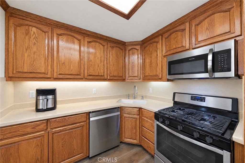 13219 Azores Property Photo 20