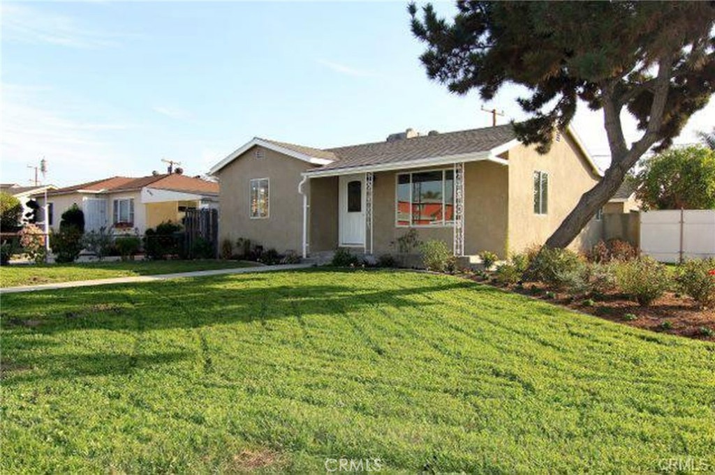 14766 Zastrow Property Photo 1