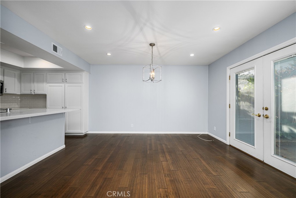 9658 Bloomfield Avenue Property Photo 19