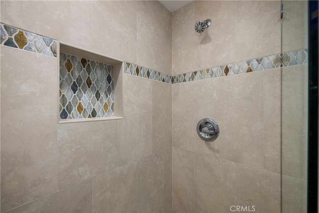 9658 Bloomfield Avenue Property Photo 23