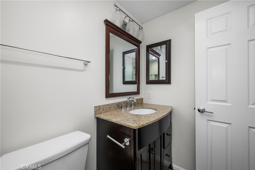 9658 Bloomfield Avenue Property Photo 24